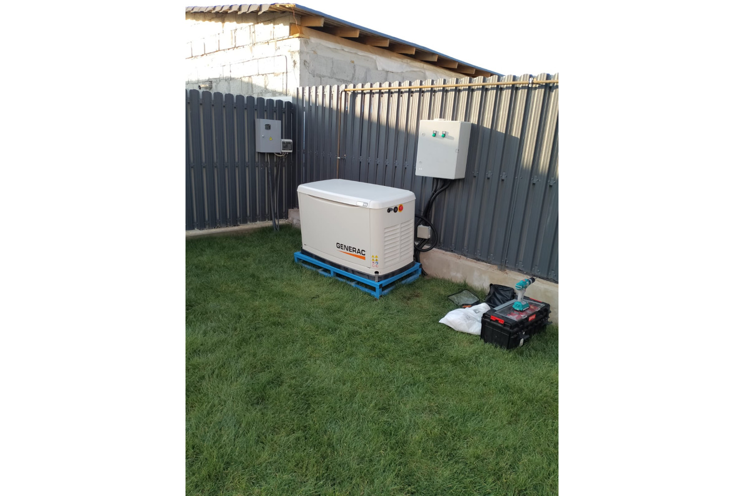 Установка газового генератора в коттеджном городке Nova Village 